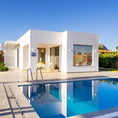 Sardines Luxury Villa Analipsi (Crete)